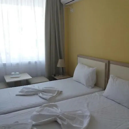 Hotel Diana